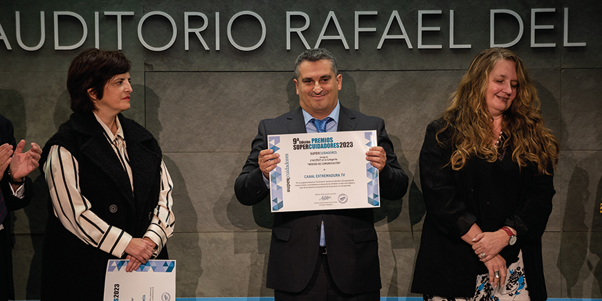 Ganadores premios SUPERCUIDADORES, Entrevista Escúchame Radio